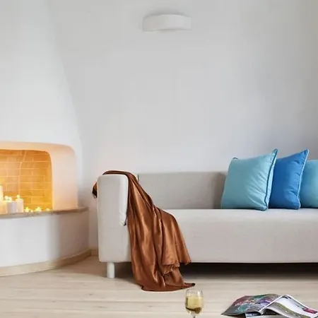 Вилла Extraordinary Santorini | 3 Bedrooms | Kagome | Breathtaking Aegean Sea Views | Private Oudoor Pool | Mechalohori